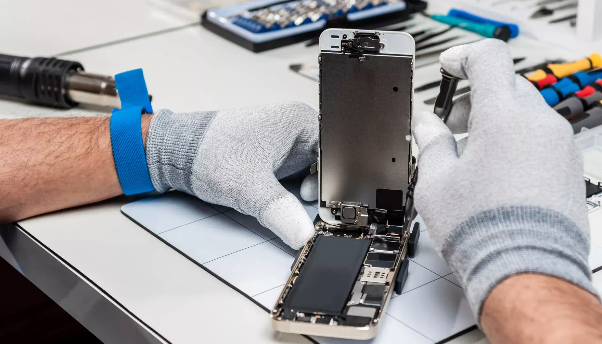 4 most common Samsung repairs that can’t be solved without professional repairs